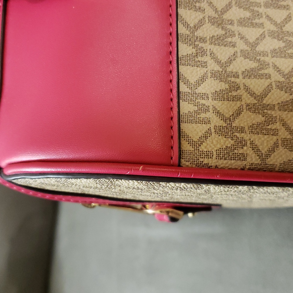 Michael Kors Fuchsia and Beige Satchel - Picture 6 of 14